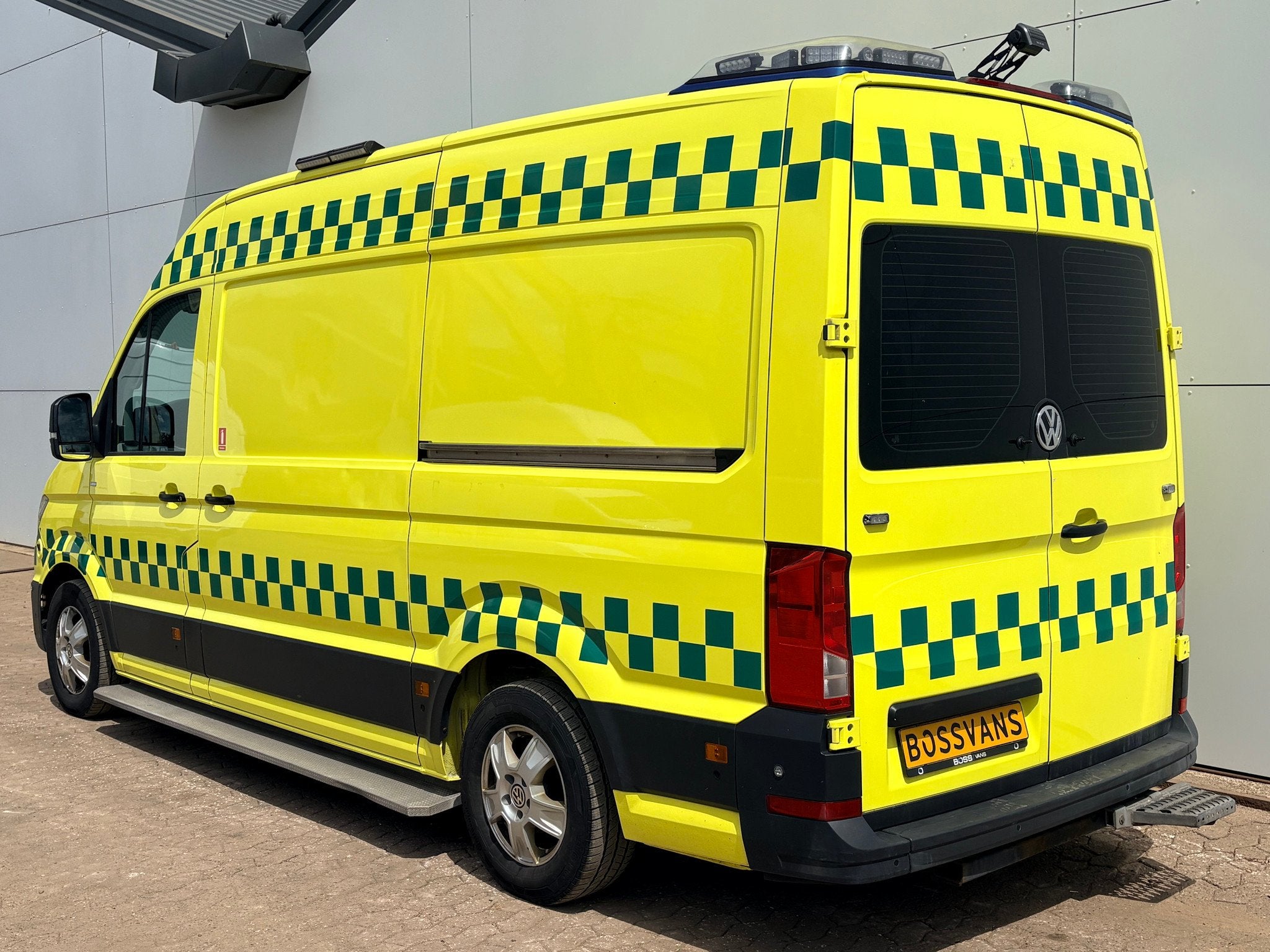L3H3 Automaat Ziekenwagen Rettungswagen ACC Motorverwarming, Gebruikt, Euro 6, 4 cilinders, Volkswagen