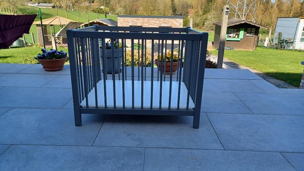 babypark Deva International, Ophalen, Zo goed als nieuw, Vierkant, In hoogte verstelbaar