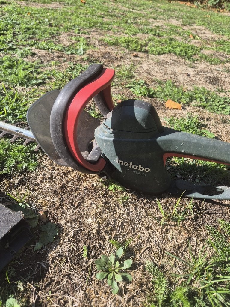 Metabo HS 8765 haagschaar 560W - 65 cm, Tuin en Terras, Ophalen, Gebruikt, Elektrisch, Metabo