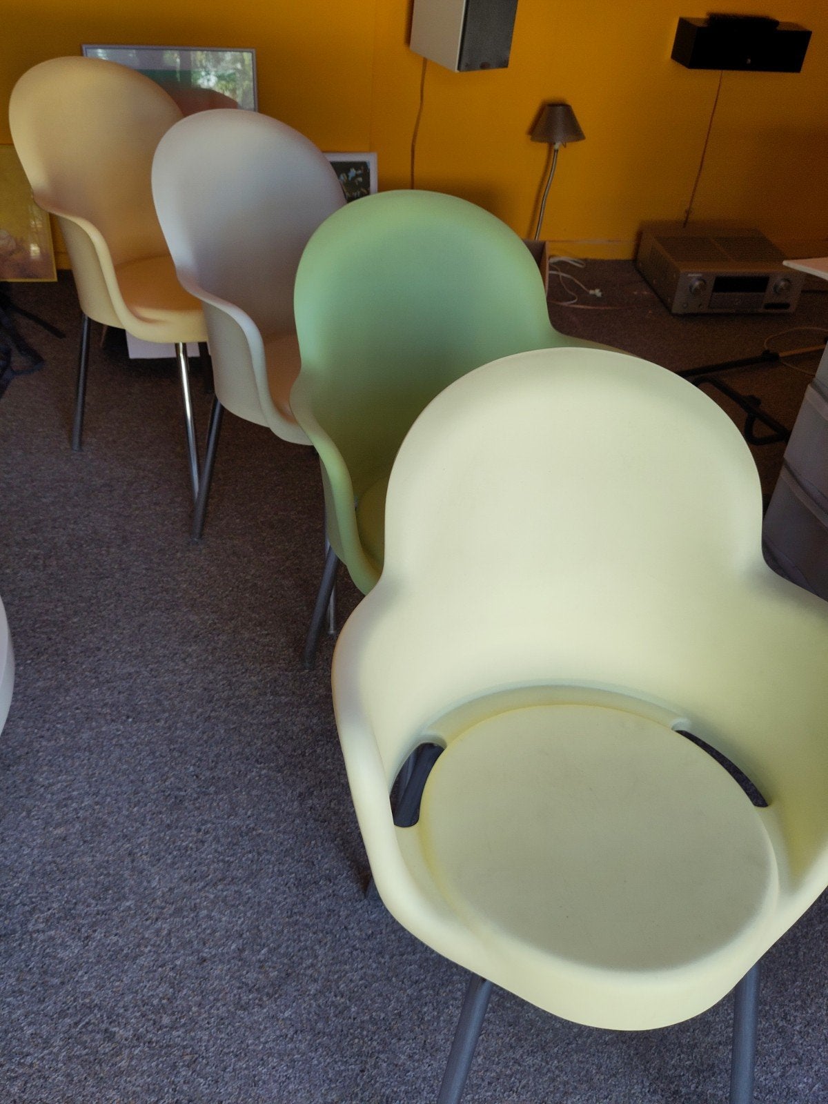 4 chaises Go Go, Maison & Meubles, Enlèvement