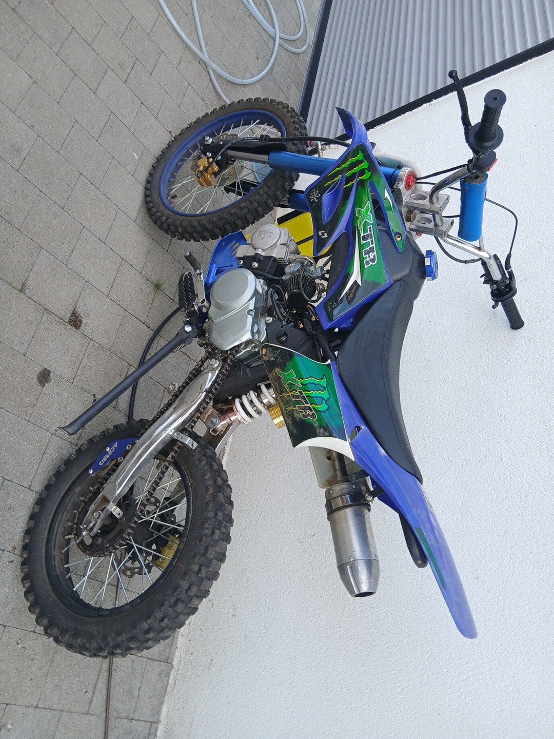 Très bon pitbike, toutes les pièces sont neuves. 125cc, Enlèvement ou Envoi