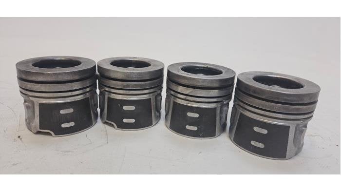 Piston d'un Ford Fiesta, Autos : Pièces & Accessoires, Moteurs & Accessoires, Ford, Utilisé, 3 mois de garantie, Enlèvement ou Envoi