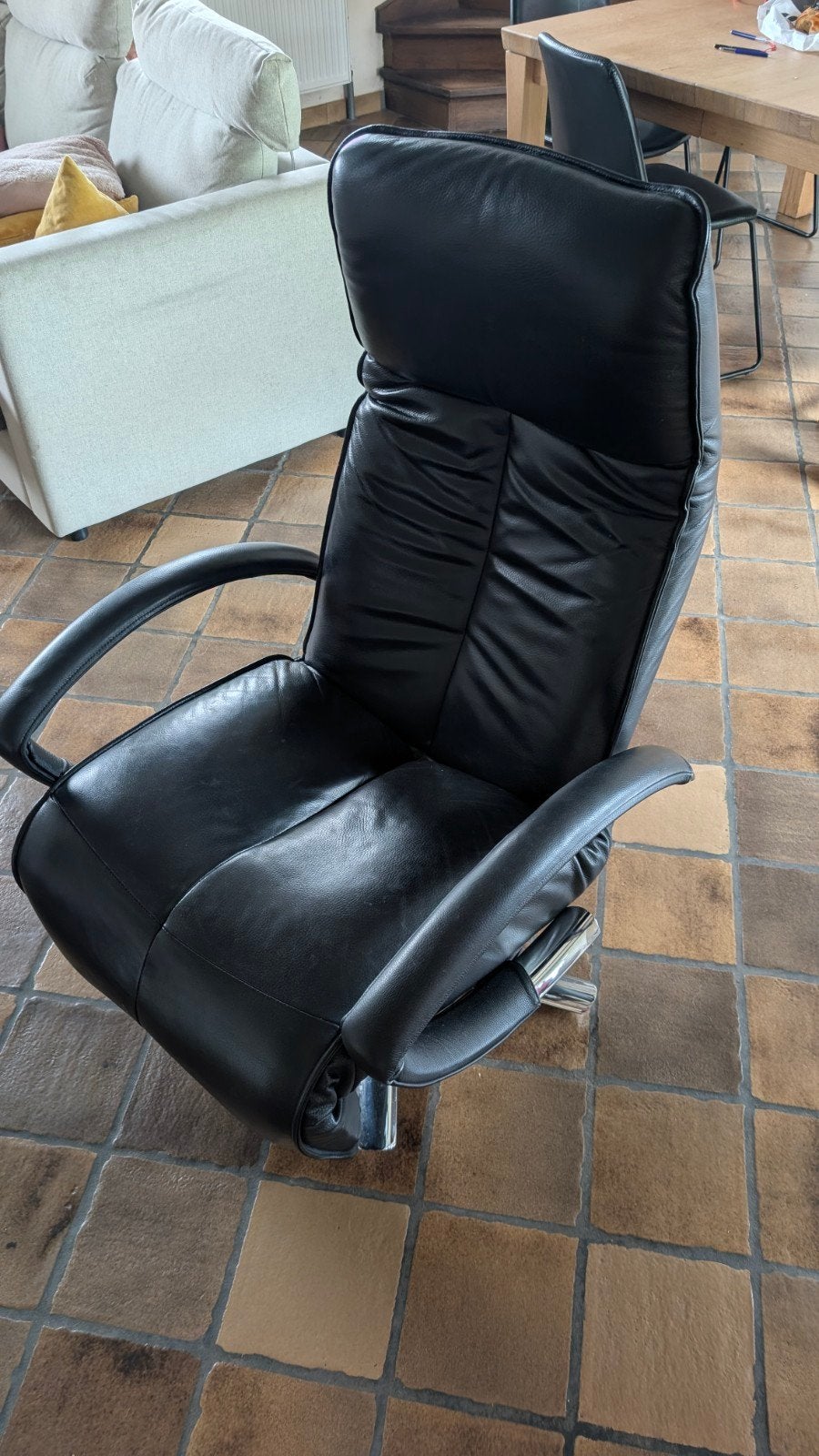 Loungestoel Strassle, Ophalen, Zo goed als nieuw, Leer