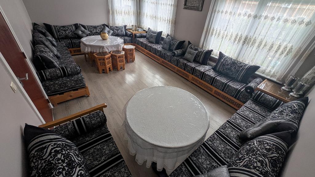 Salon marocain entier, Enlèvement, Utilisé