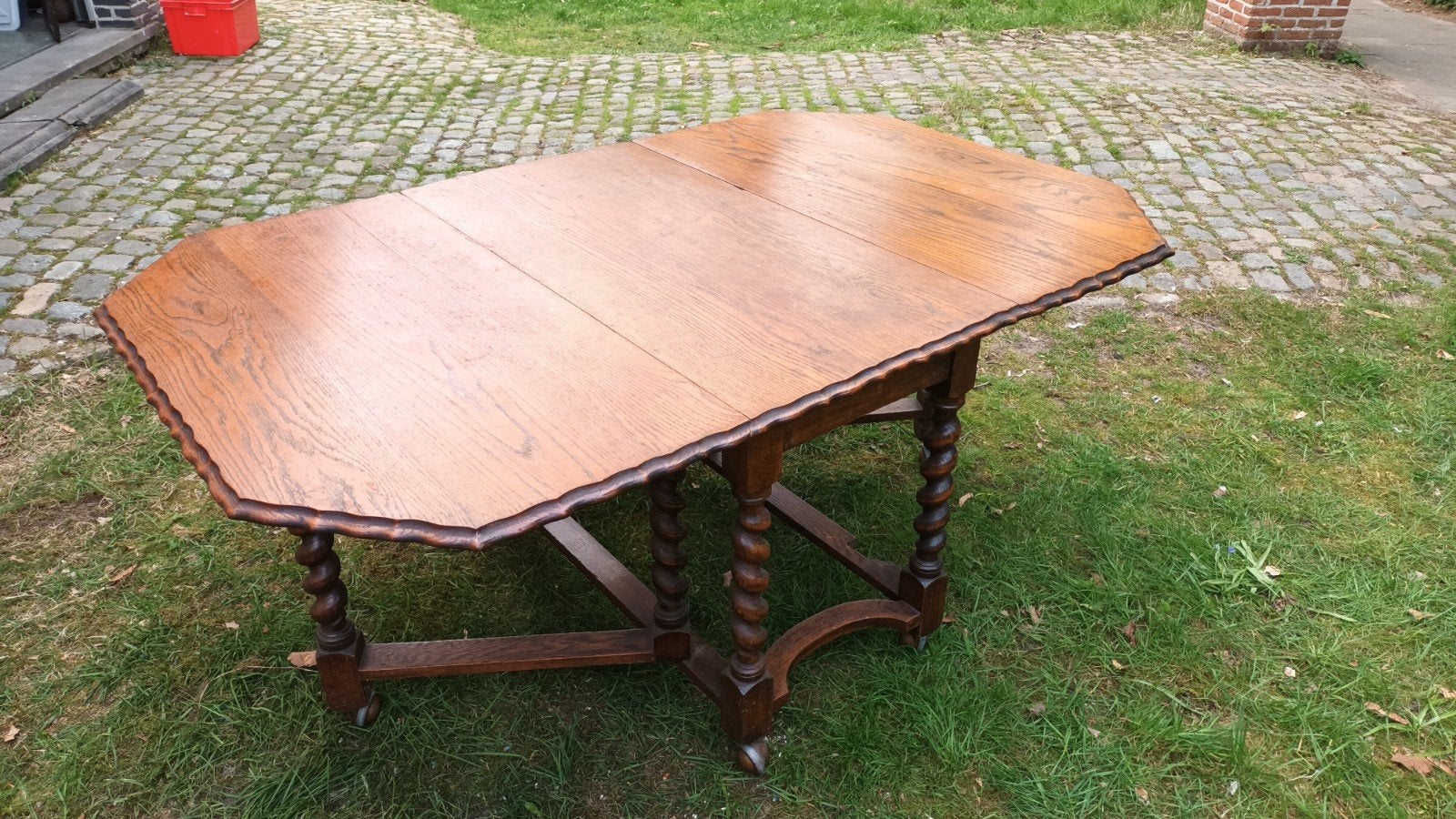 gateleg tafel, Ophalen