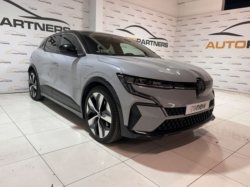 Renault Megane E-TECH EV60 Super Charge Techno, Auto's, Stof, Gebruikt, Elektrisch, Grijs
