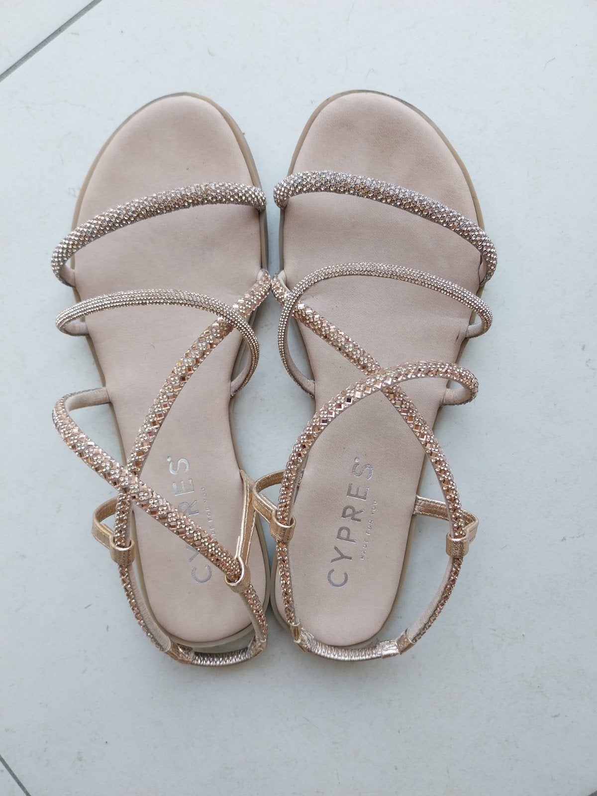 Sandalen Cypres maat 37, Ophalen