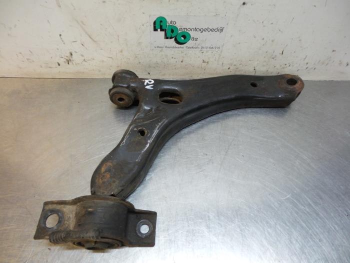 Bras de suspension avant droit d'un Ford Connect (Connect 02, -, 3 mois de garantie, -, -