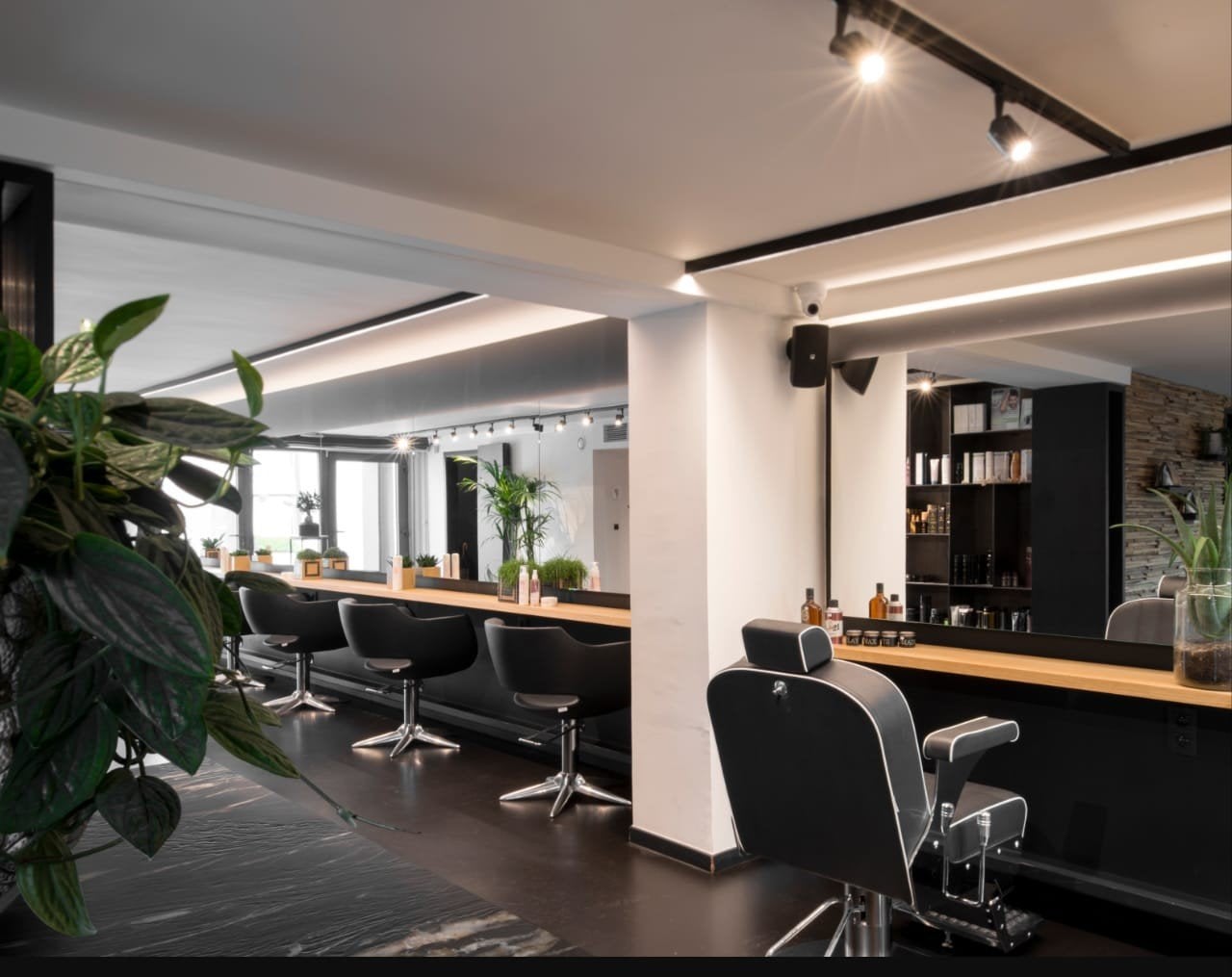 kappersinterieur, Ophalen