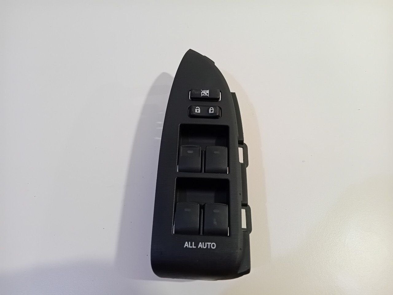 Bedieningspaneel elektrische ramen Toyota Prius, Onderdelen@venauto.nl, Van der Ven Autorecycling B.V., Ettenseweg 76, 4706 PB Roosendaal, The Netherlands