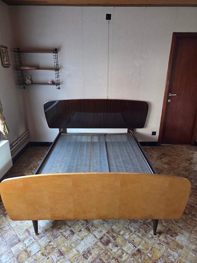 Vintage slaapkamer: bed, 2nachtkastjes, kleding-,spiegelkast, Ophalen, Gebruikt, Bruin, Vintage