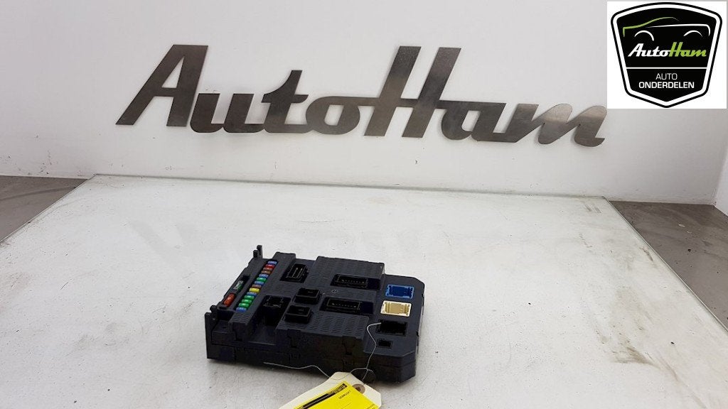 ZEKERINGKAST Peugeot 308 (4A / C) (|9663798180|), Gebruikt, Peugeot