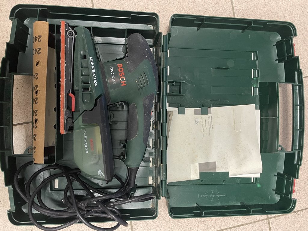 Ponceuse vibrante PSS 250AE, Enlèvement, Utilisé, Moins de 600 watts, Autres types