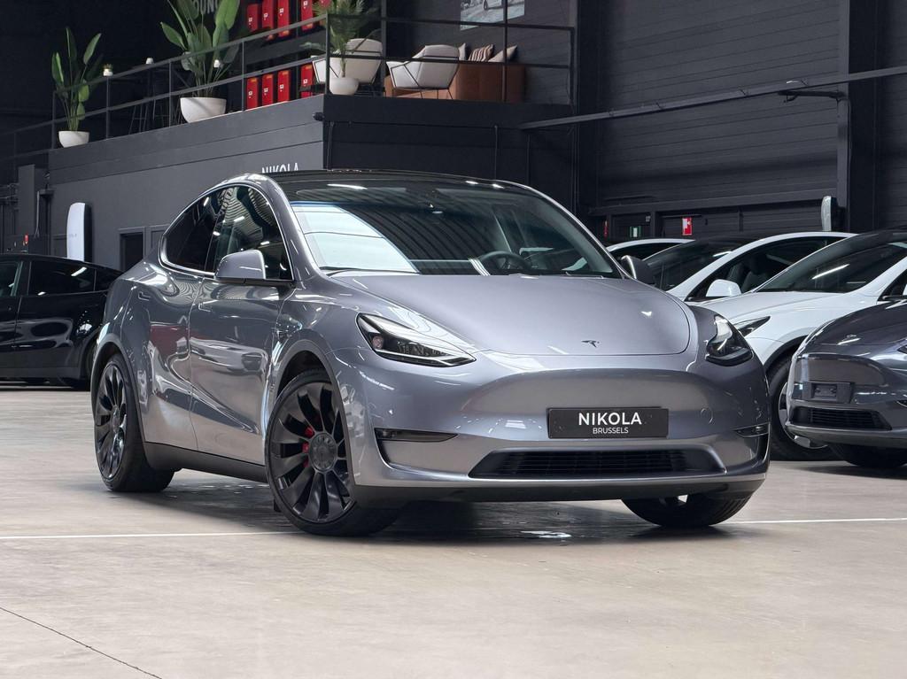 Tesla Model Y PERFORMANCE - AWD - HIGHWAY AUTOPILOT, Autos, Tesla, Argent ou Gris, 5 portes, 5 places, Automatique