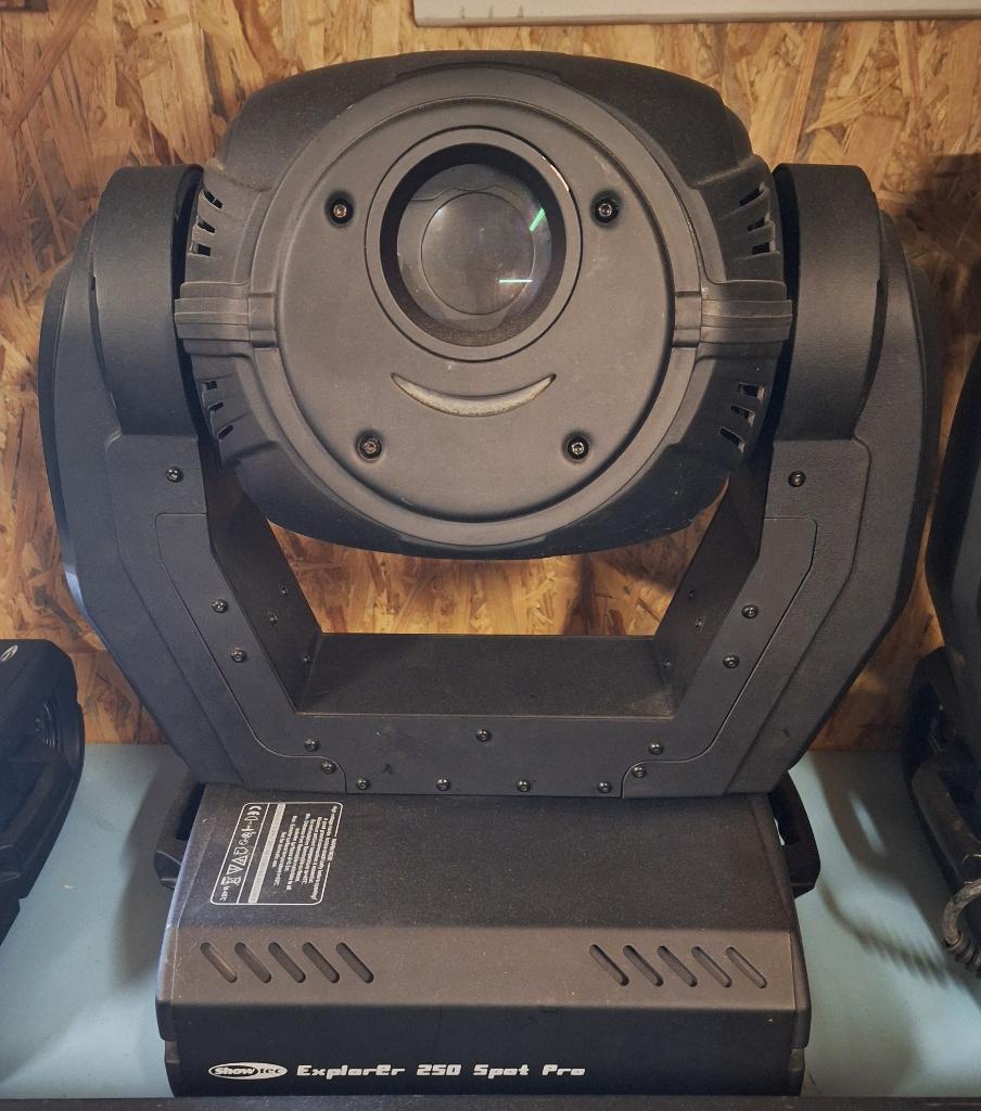6 Showtec Explorer 250 Pro Moving Heads, Musique & Instruments, Lumières & Lasers, Enlèvement, Utilisé, Lumières, Couleur