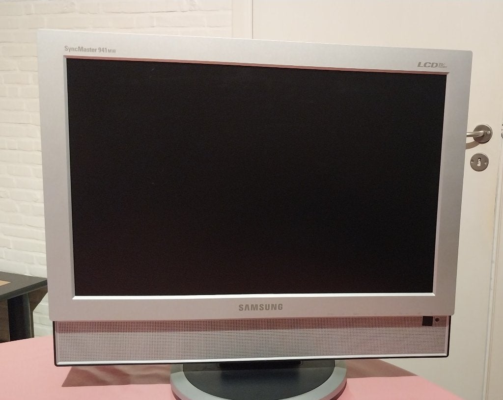 TV,monitor,Samsung, LCD, Ophalen of Verzenden, Zo goed als nieuw, Samsung