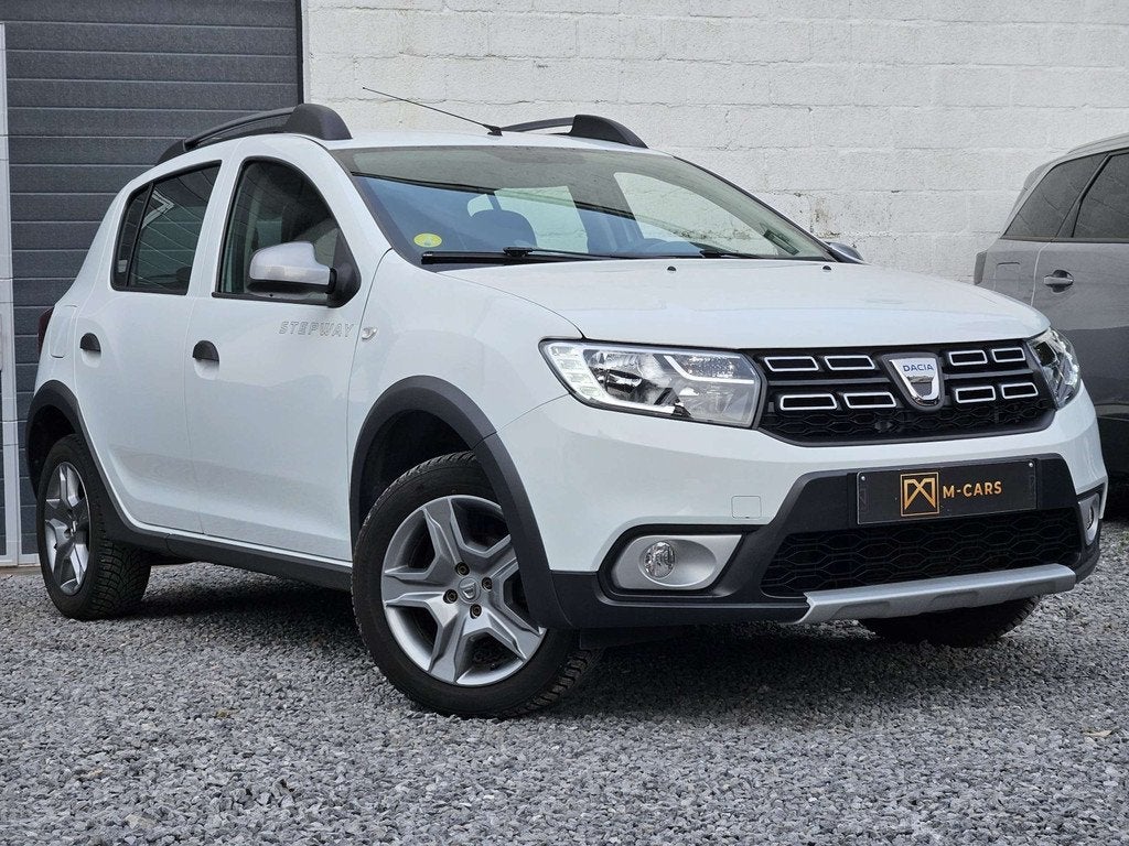 Dacia Sandero STEPWAY * GPS * 80000km *, Autos, Achat, https://public.car-pass.be/vhr/7b356f06-7ae3-4d31-b10d-8170a6768307, Euro 6
