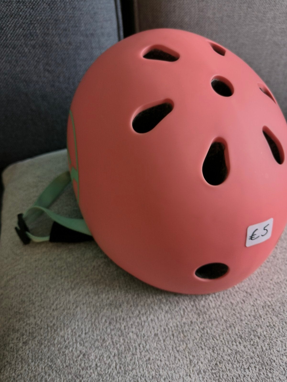 Kinderhelm, Enlèvement, XS