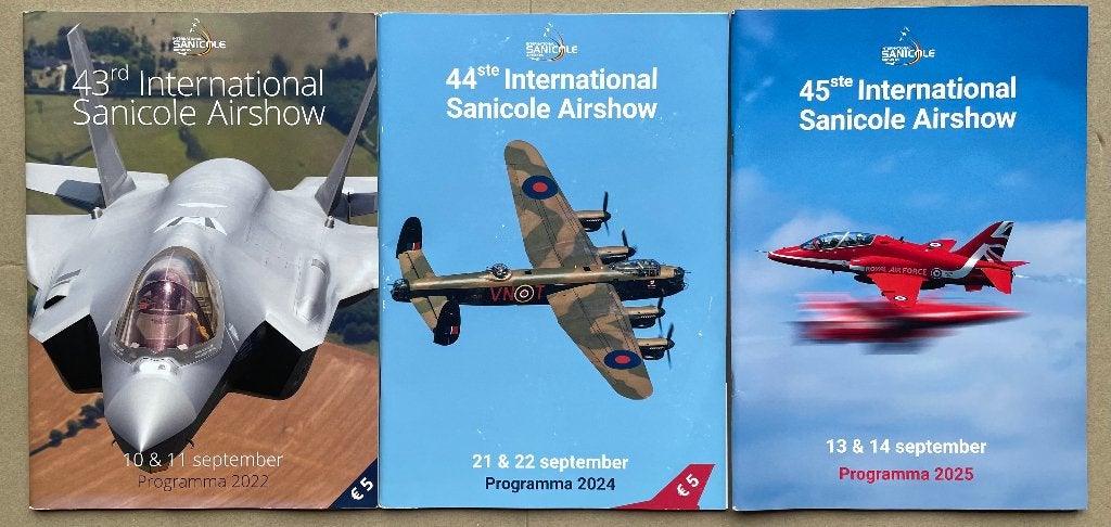 airshow 3 programma boeken internationale airshow, Ophalen of Verzenden, Luchtmacht, Boek of Tijdschrift