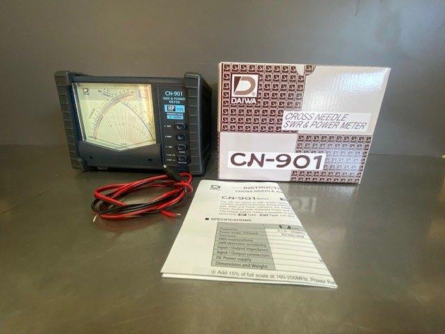 SWR powermeter Daiwa CN-901 Type HP, Telecommunicatie, Zenders en Ontvangers, Ophalen of Verzenden, Zo goed als nieuw, Zender en Ontvanger