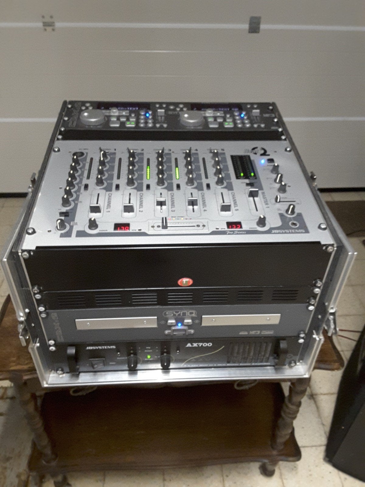 DJ-set / discobar / muziekinstallatie  / boxen / flightcase, Muziek en Instrumenten, Ophalen, Zo goed als nieuw