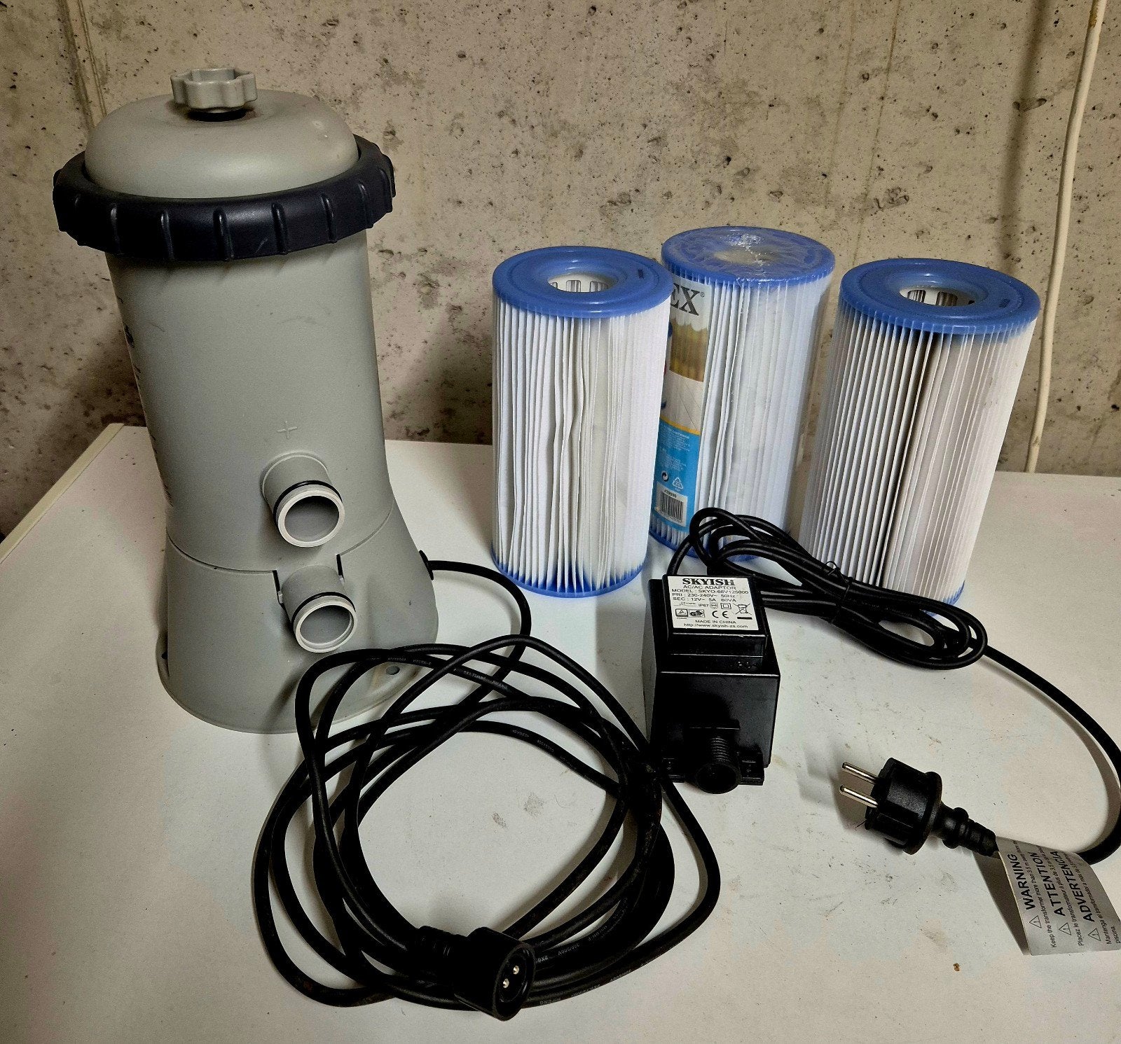 Filterpomp zwembad (Intex) + gratis filters, Tuin en Terras, Zwembad-toebehoren, Ophalen, Zo goed als nieuw, Filter