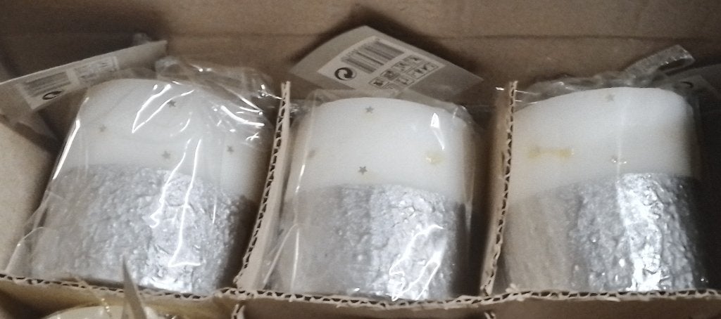 lot 3 kaarsen cilinder zilver wit +NIEUW IN VERPAKKING+, Ophalen of Verzenden, Nieuw, Wit, Zilver