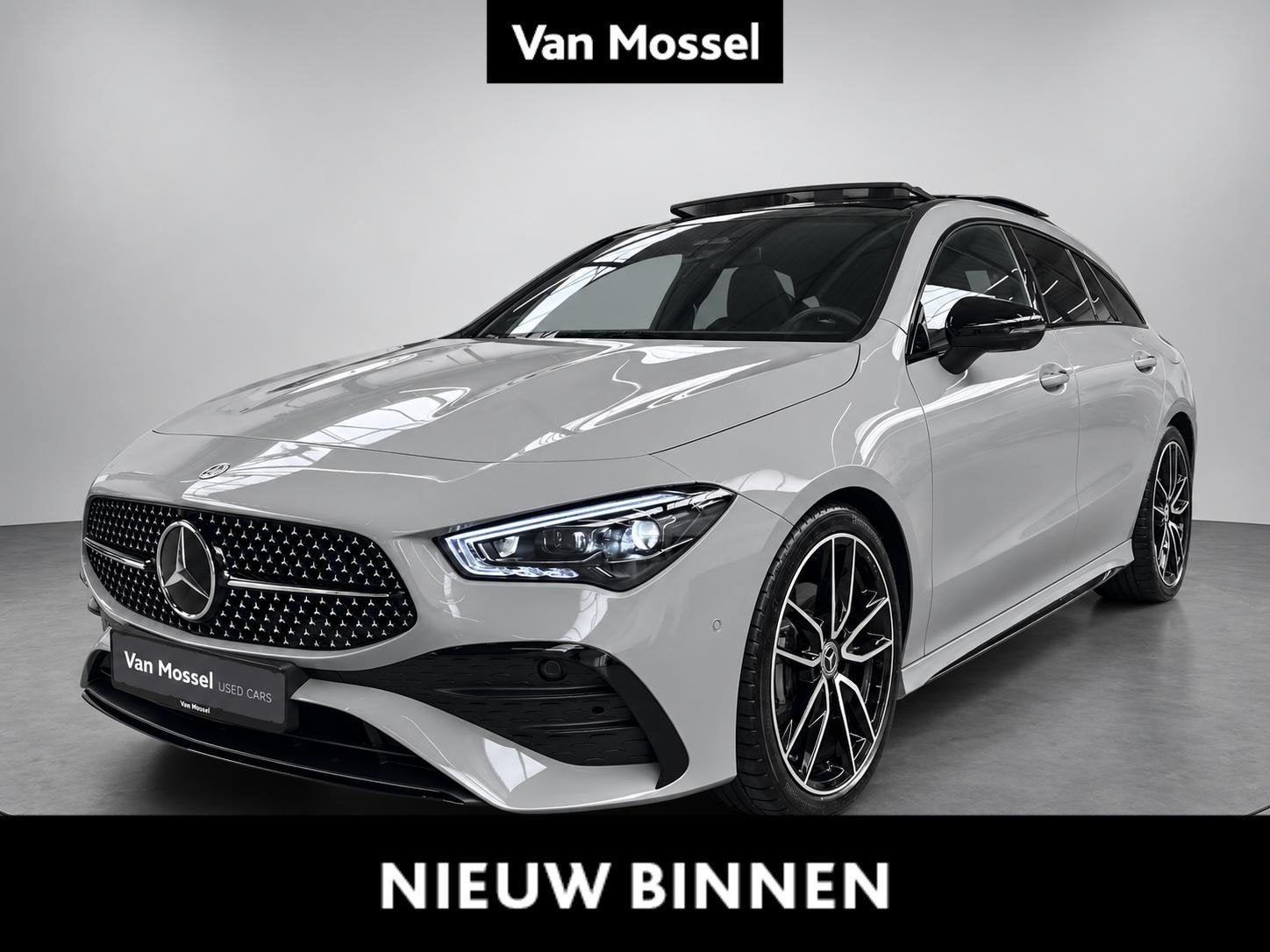 Mercedes-Benz CLA 180 AMG Line Brake + PREMIUM PLUS + PANO D, Auto's, CLA, Stof, 4 cilinders, 136 pk