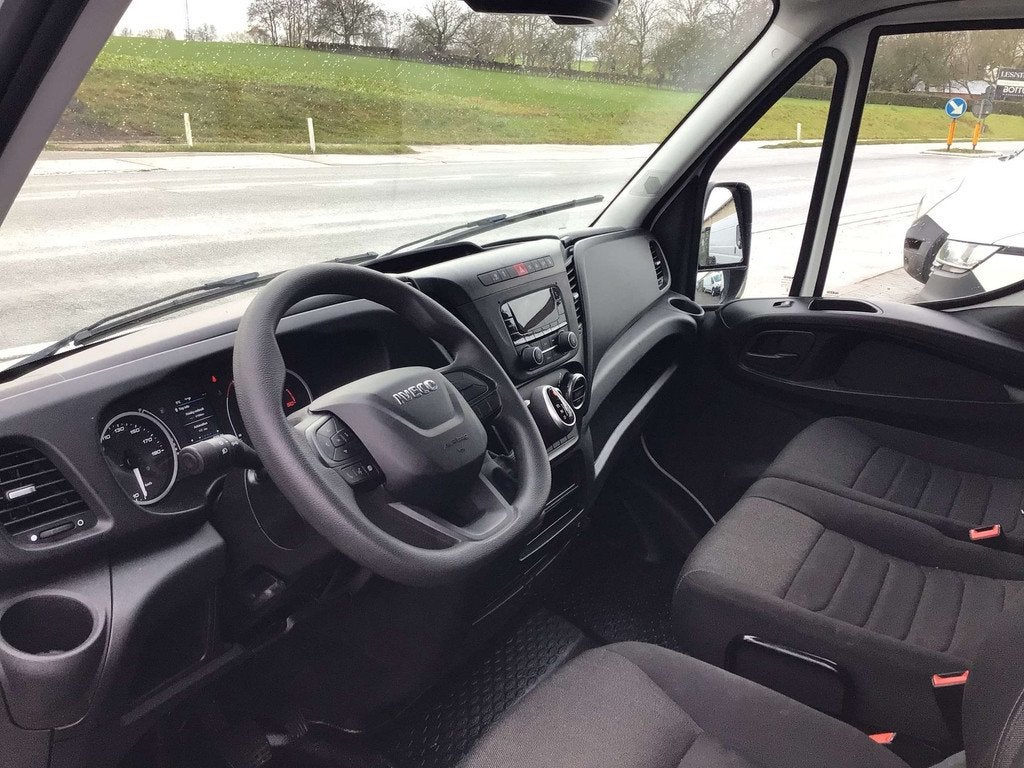 Iveco Daily l4h2 160pk automaat 2023 82000km 25950e ex, Auto's, Overige Auto's, Automaat, Stof, Gebruikt, 4 cilinders