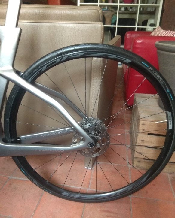 Wielset FORZA Norte DB disc centerlock shimano 11 speed, Vélos & Vélomoteurs, Enlèvement, Comme neuf