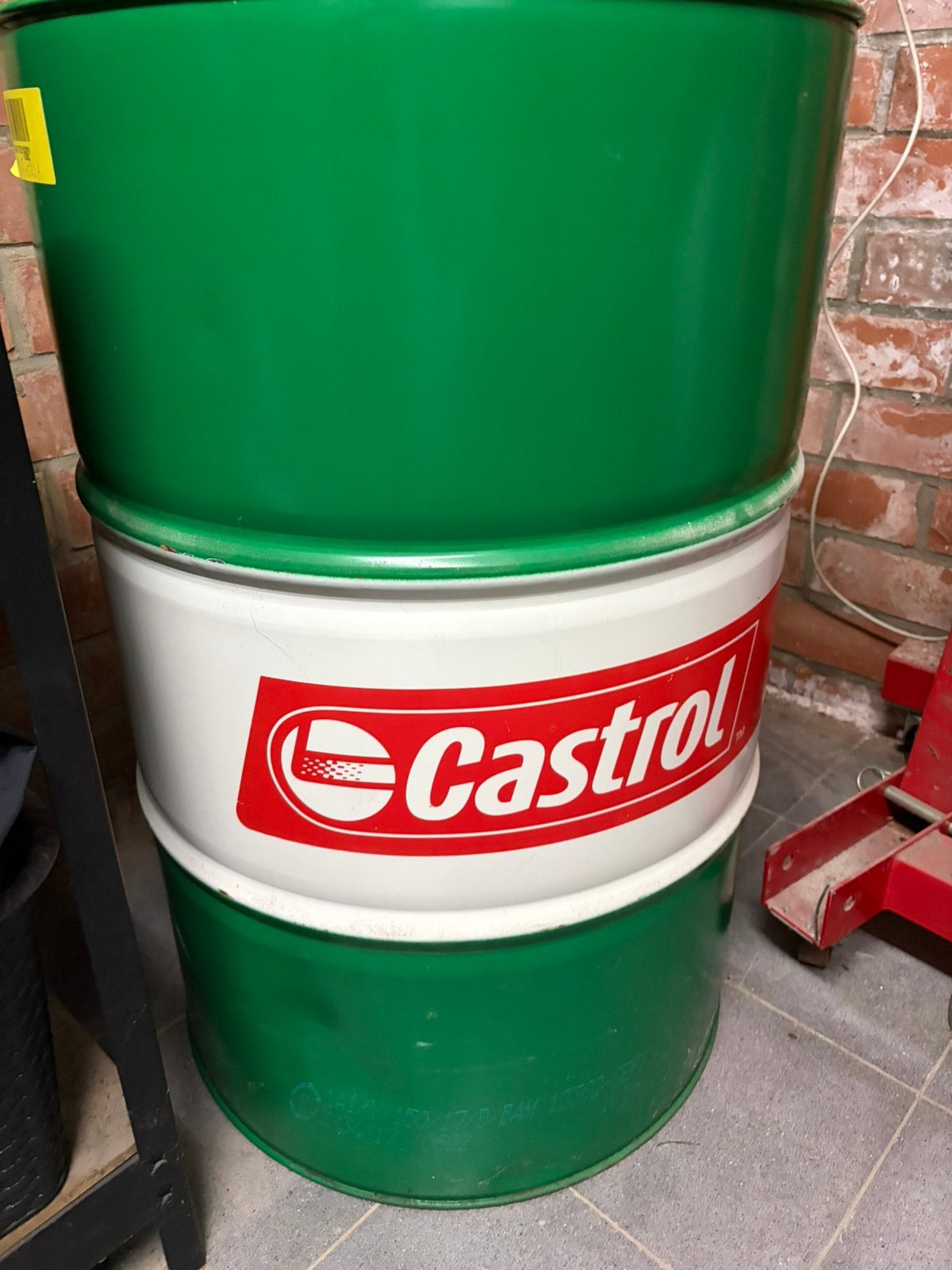 Olieton Castrol 208L Leeg - Vuurton, oven, bloembak, .., Ophalen, Zo goed als nieuw, Vuurkorf