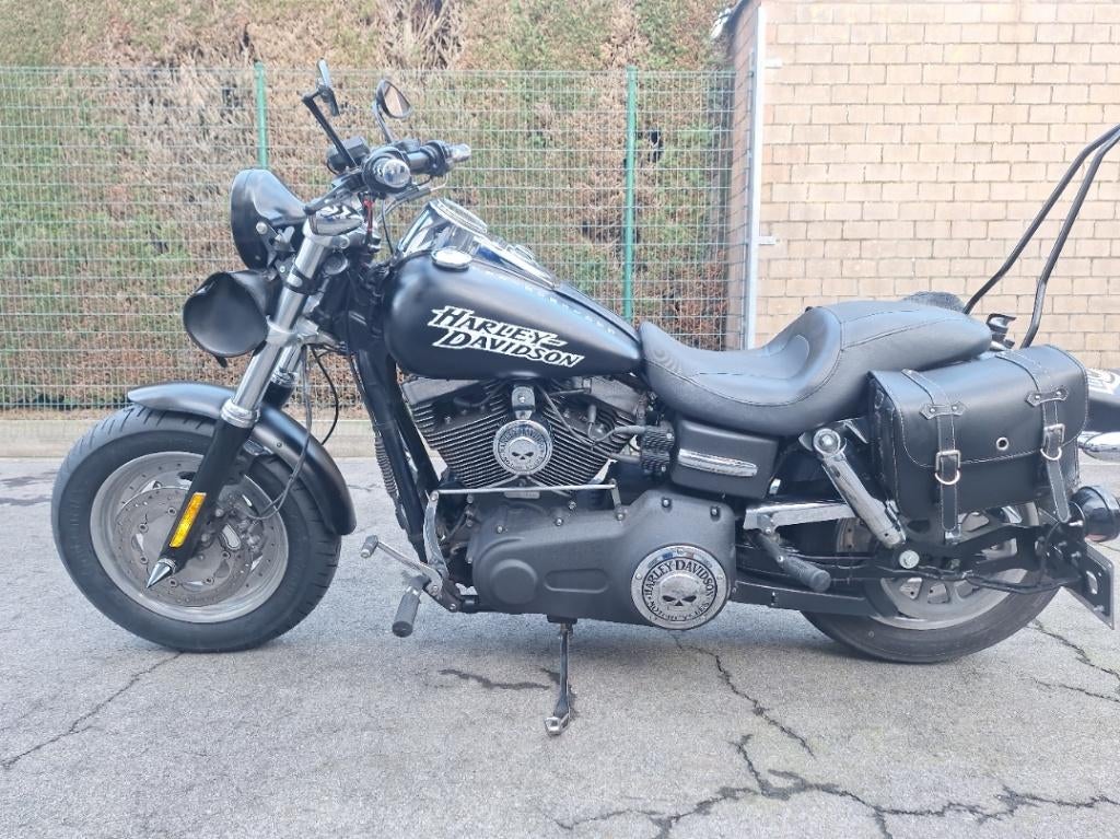 Harley Davidson Fat Bob avec garantie, Motos, Permis Moto A, Entreprise, Plus de 35 kW, Chopper