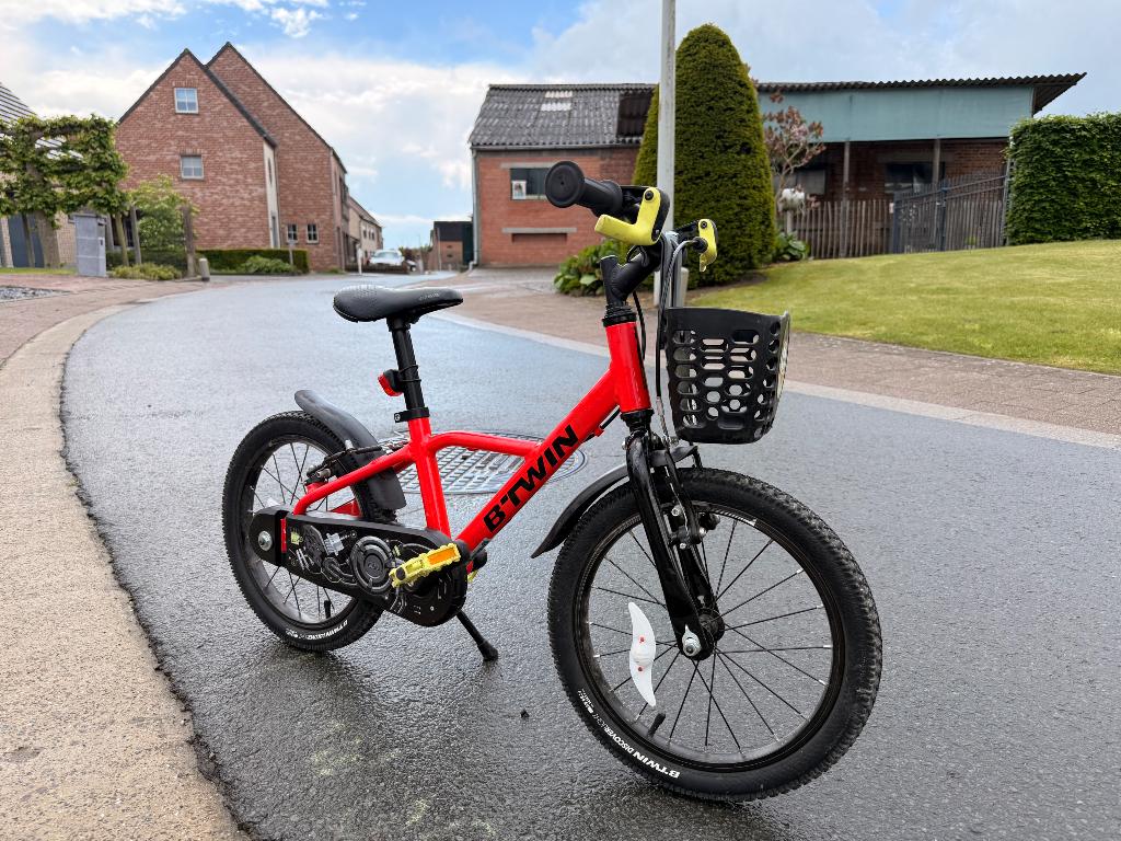 Btwin kinderfiets 16 inch, Fietsen en Brommers, Fietsen | Kinderfietsjes, Ophalen, Velgrem, B-Twin, 16 tot 20 inch