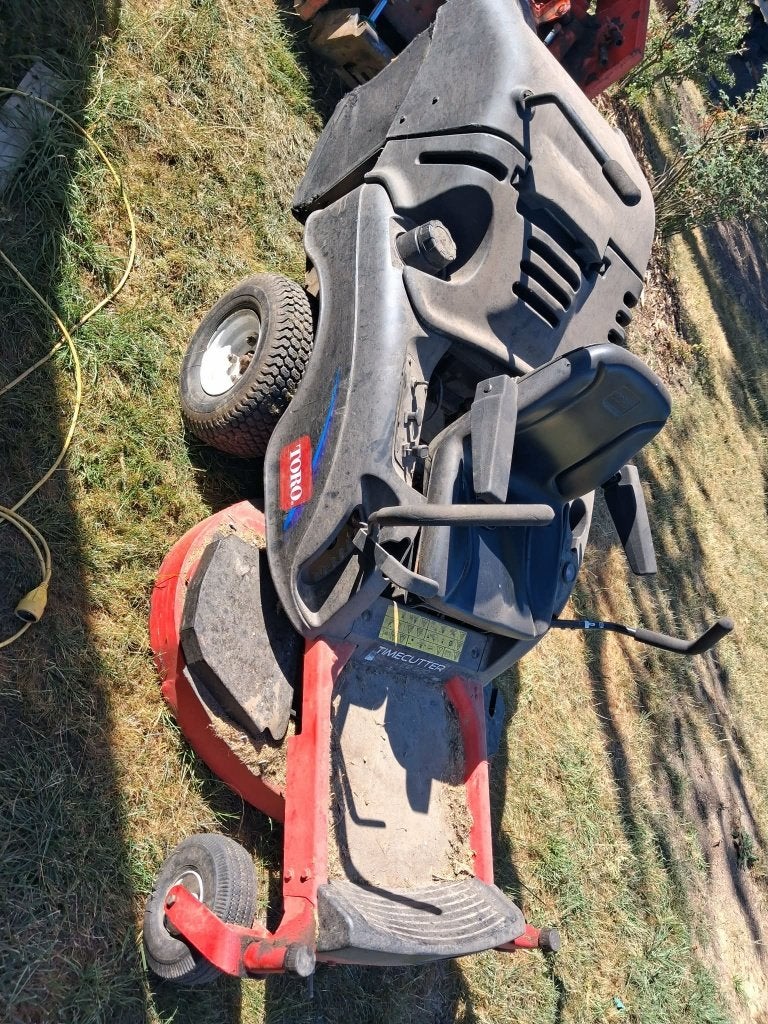 Tracteur tondeuse TORO zero turn, Enlèvement, TORO, 90 à 120 cm