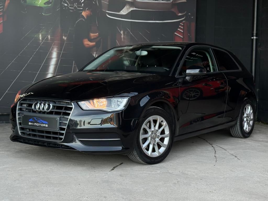 Audi A3 1.6 TDI Attraction, Auto's, Euro 5, Stof, 4 cilinders, Zwart