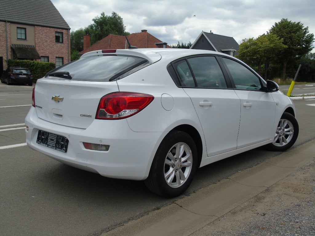 Chevrolet Cruze 1.7 TDCI *07/2013 *1e Eigen*Ohboekje*EURO 5, Auto's, Voorwielaandrijving, Euro 5, Stof, Zwart