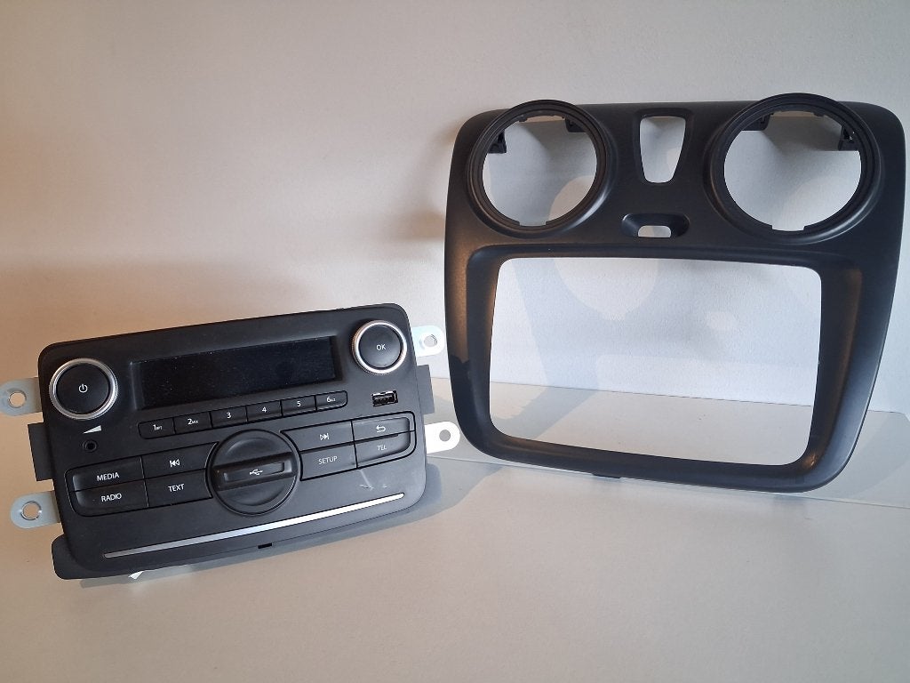 Autoradio Dacia Dokker, Auto-onderdelen, Ophalen, Dacia