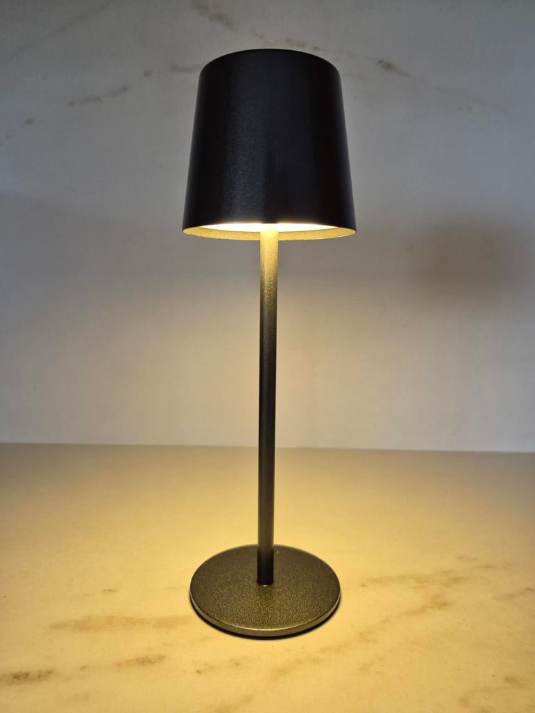 Nieuwe oplaadbare tafellamp, Ophalen of Verzenden