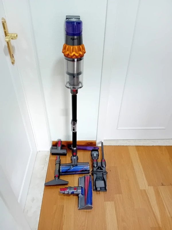 Détecteur Dyson V15 — complet avec accessoires, Electroménager, Enlèvement ou Envoi, Réservoir, Aspirateur balai, Comme neuf