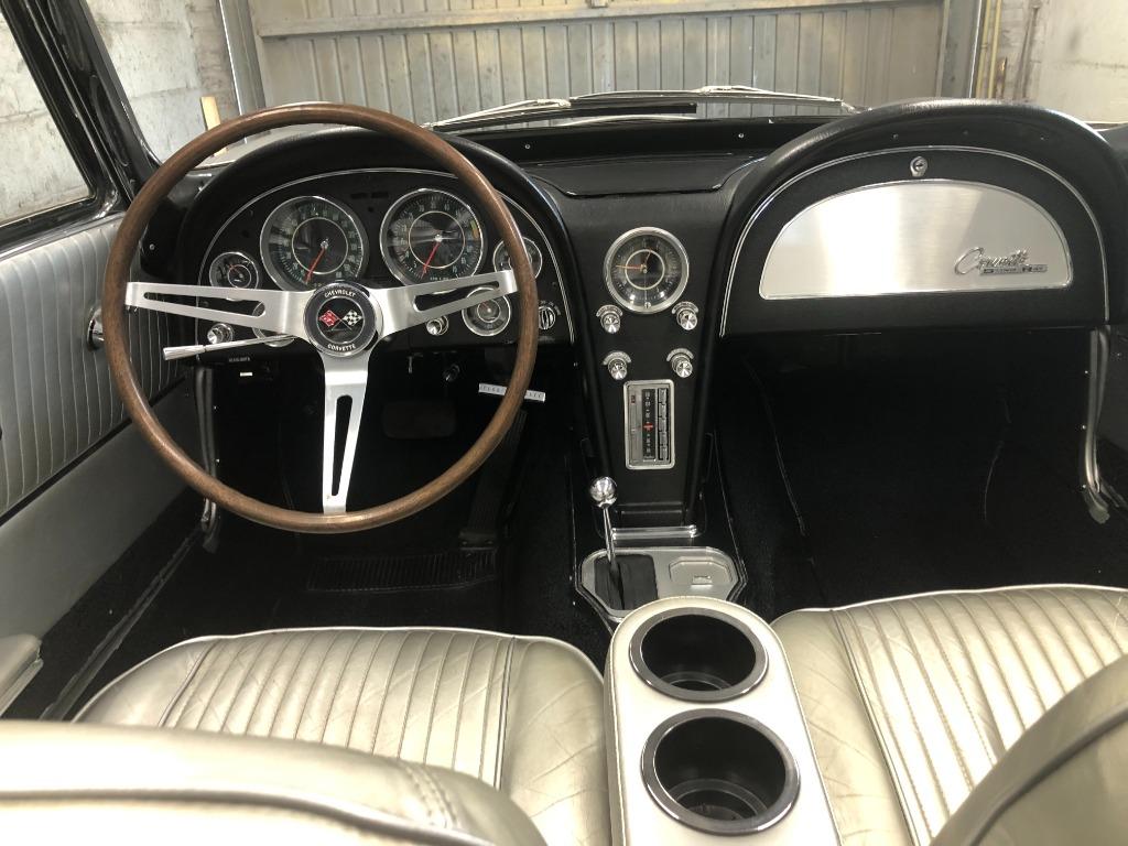 Chevrolet Corvette C2 Cabrio (1964) zilver 8-cyl 300 pk mooi, Auto's, Achterwielaandrijving, 8 cilinders, 5354 cc, Cabriolet