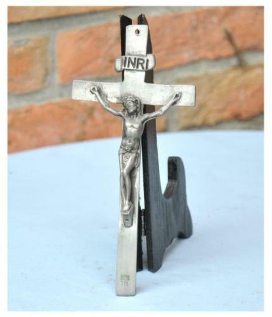 §crucifix étain 92%, Enlèvement ou Envoi
