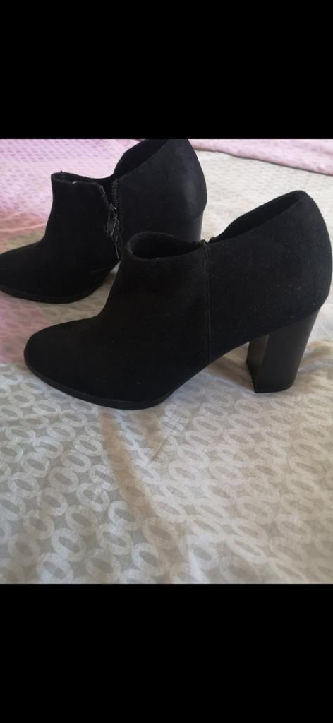 Nieuw! 10€, Kleding | Dames, Zwart, Lage of Enkellaarzen, Nieuw, Esmara