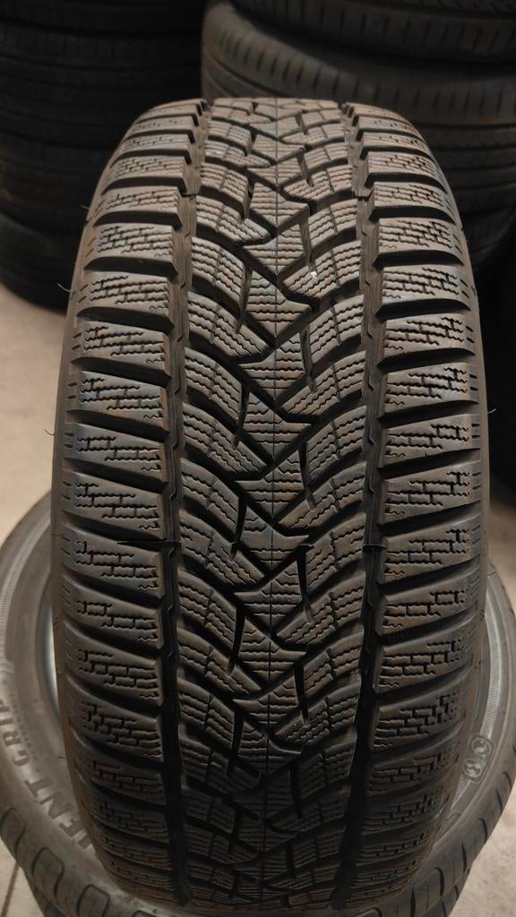 205/50 r17 Dunlop 60€ l'unité avec montage et équilibrage, Enlèvement