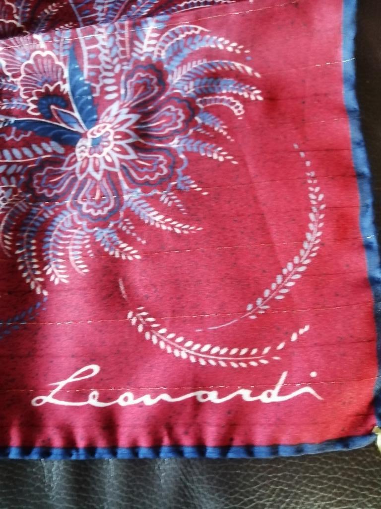 Leonardi vintage sjaal/foulard, Kleding | Dames, Ophalen of Verzenden, Zo goed als nieuw, Sjaal