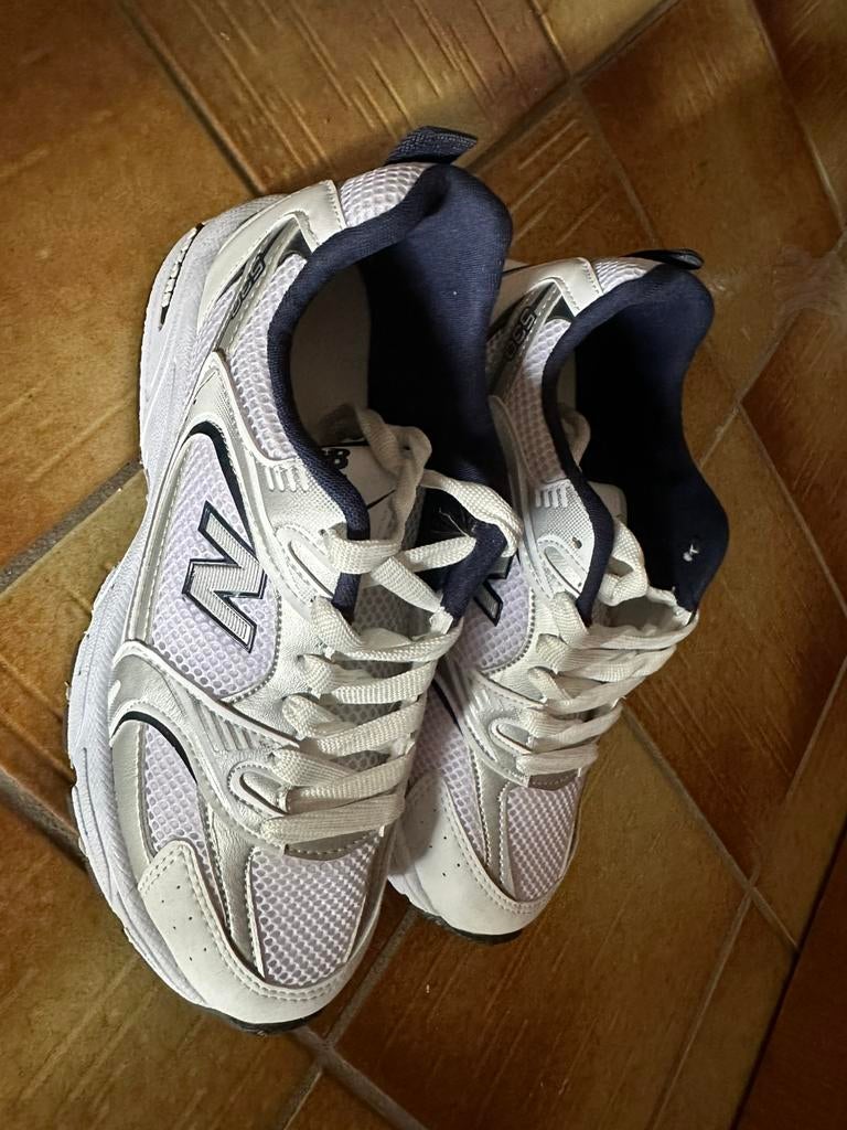 Basket NB, Enlèvement, Neuf