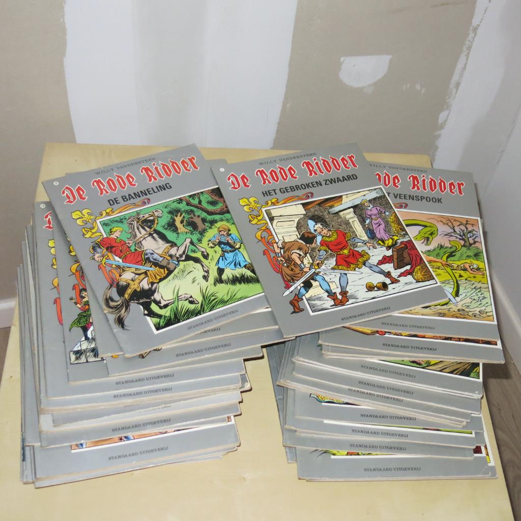 Lot: 40 De rode ridder strips (zie beschrijving), Boeken, Stripverhalen, Meerdere stripboeken, Ophalen of Verzenden, Gelezen