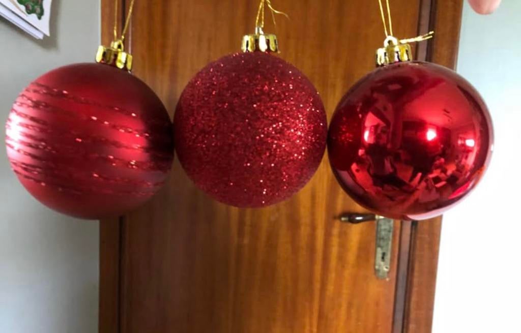Boules et guirlandes de Noël, Enlèvement, Comme neuf
