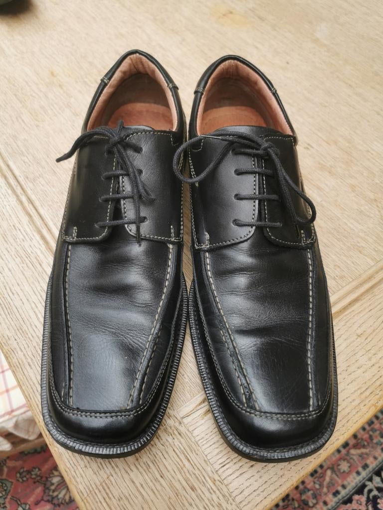 Belles chaussures pour hommes en cuir noir de. DVD Homme, Enlèvement ou Envoi, Comme neuf, Noir