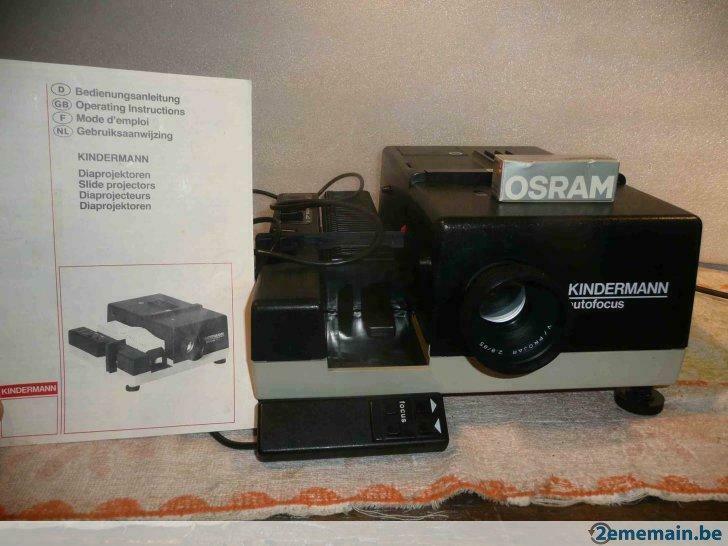 projecteur dia  KINDERMANN  type 1810 (n°2) - autofocus, Enlèvement ou Envoi, Utilisé, Avec écran
