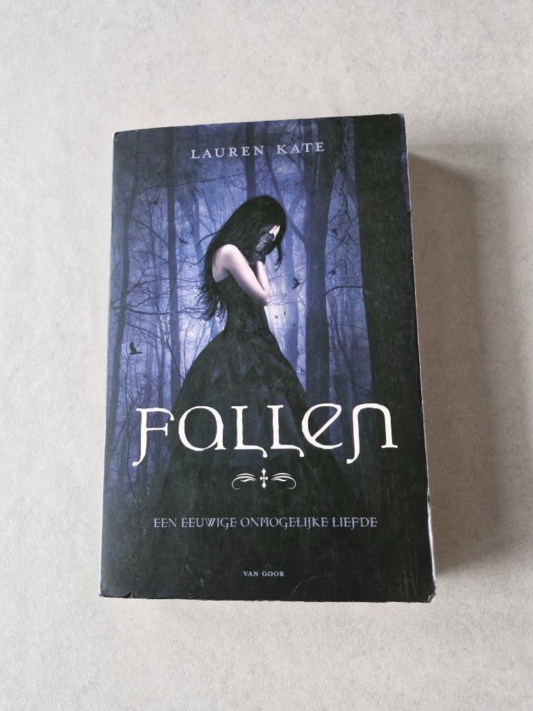 Fallen - Lauren Kate, Fiction, Lauren Kate, Utilisé, Envoi